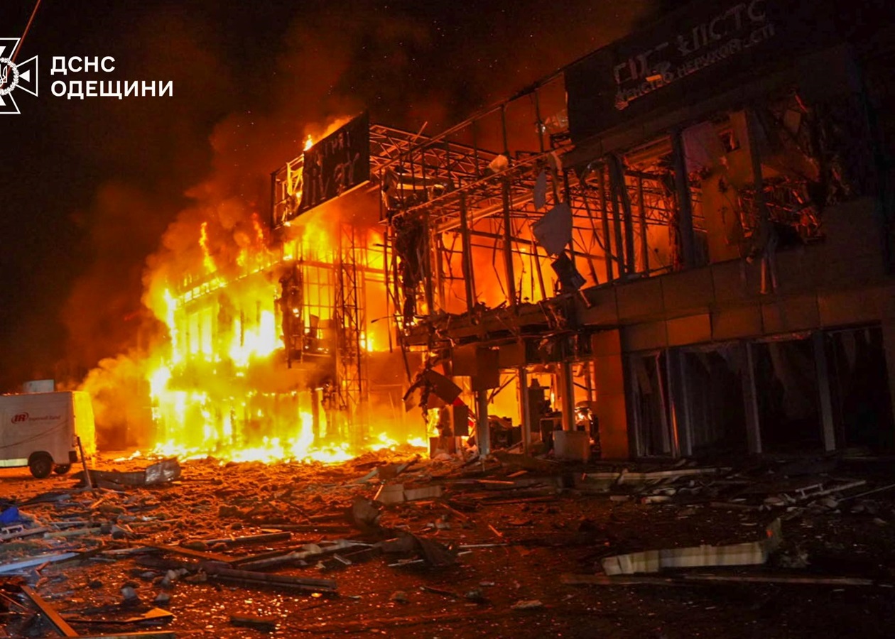 СюжетНова тактика ударів. Масовані атаки на міста