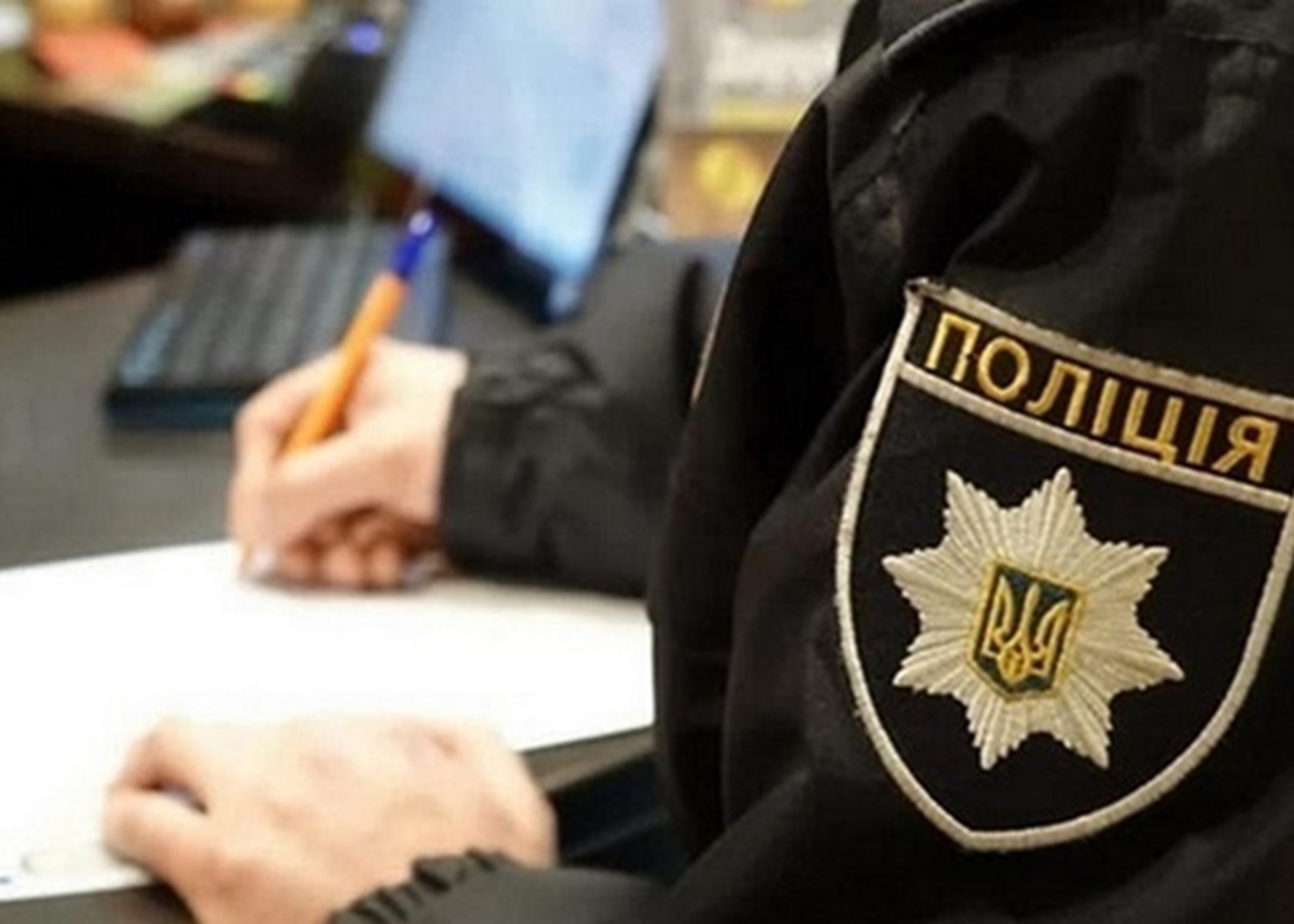В парку у Києві виявили повішеного чоловіка