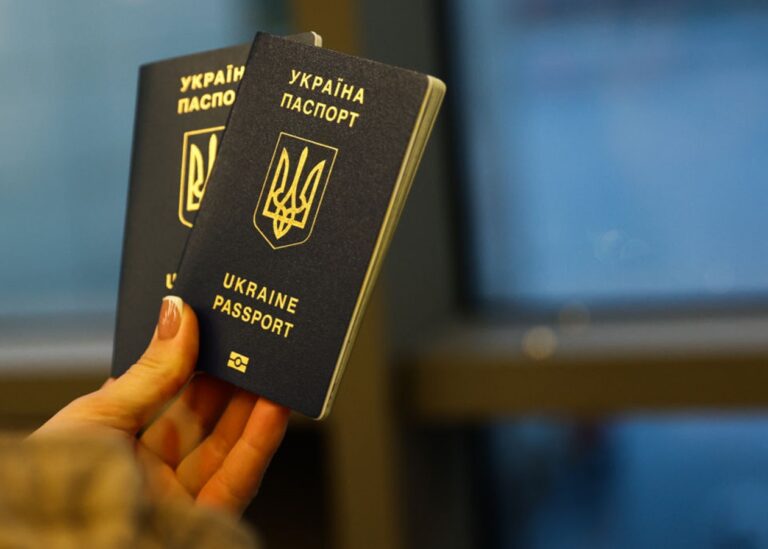 Паспорт України піднявся у світовому рейтингу