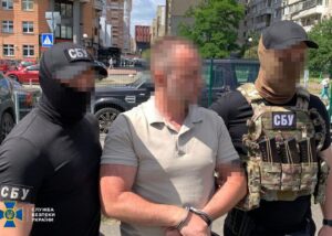 Розкрадав кошти з фонду соцдопомоги тяжкохворим: затримано чиновника КМДА