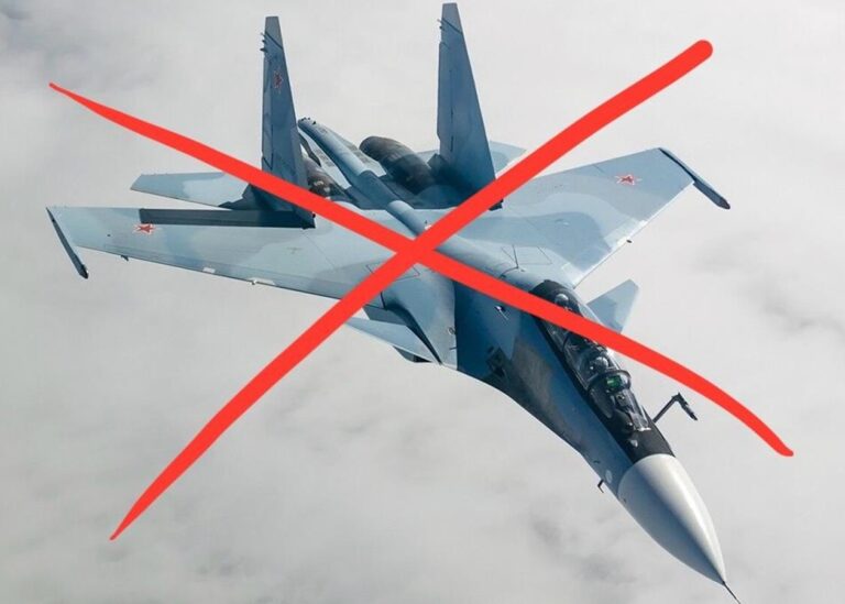 У ВМС заявили про втрату росіянами літака Су-30