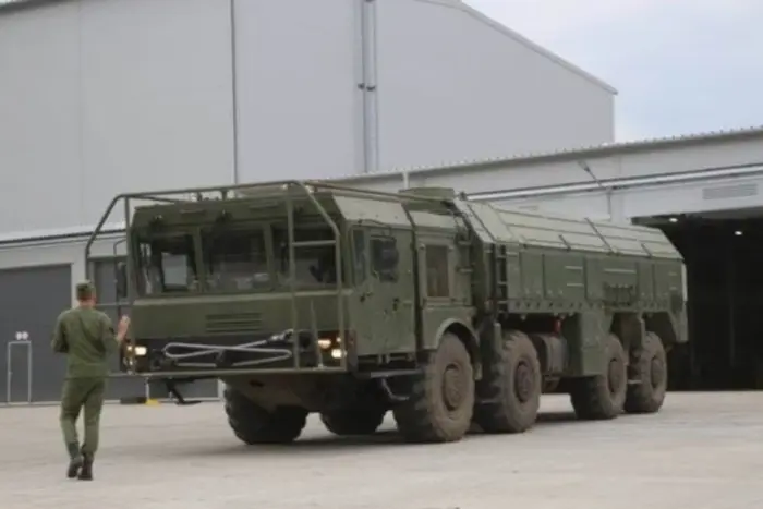 Білорусь будує військові бази, де можуть розміститися російські ракети «Орєшнік»
