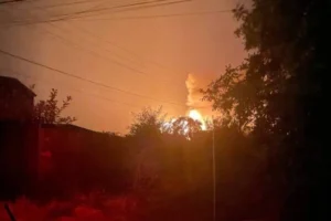 Росія атакувала Запоріжжя безпілотниками: викникла пожежа у будинку (оновлено)