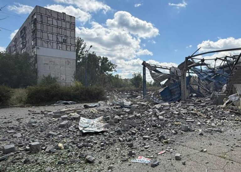 Росіяни скинули п’ять ФАБів на Костянтинівку, є поранені