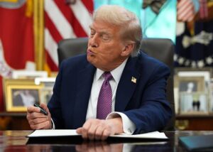 Трамп анонсував бесіду з Путіним і вирішення війни