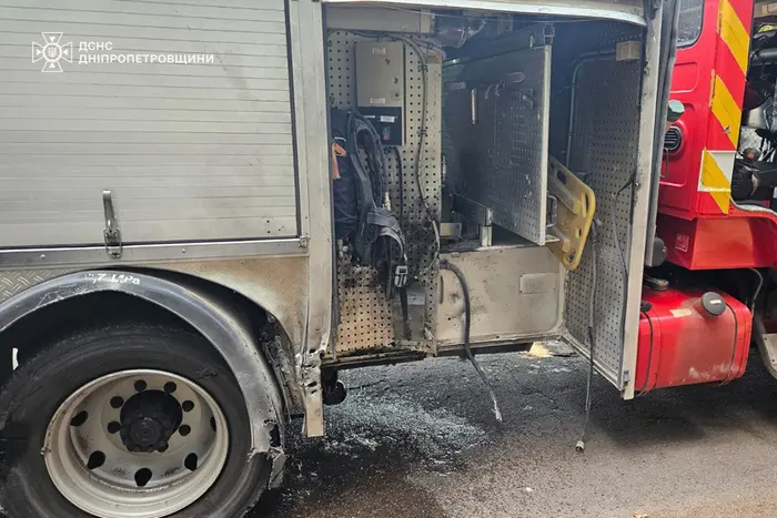 На Дніпропетровщині росіяни атакували рятувальників (фото)