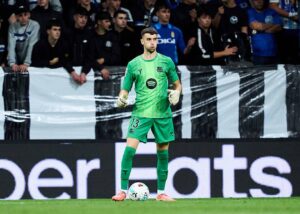 Барселона звітує про операцію в Гарсії: футболіст пропустить місяць-півтора