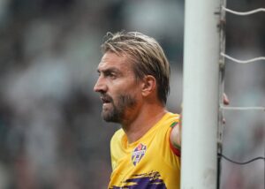 Гравець трьох великих клубів Туреччини та Інтера дав ляпаса і був вилучений