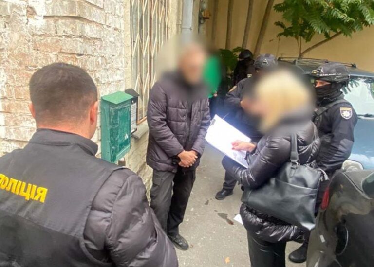 Затримано керівника громадської організації за привласнення коштів