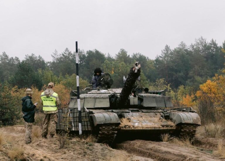 Атаки росіян під Добропіллям захлинулися – Азов