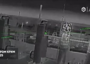 Мадяр показав ураження хімзаводу в Криму