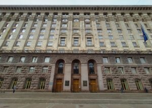 У Києві демонтували понад 20 тисяч незаконних рекламних конструкцій