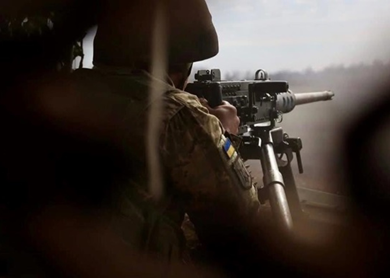 ЗСУ відбивають механізований штурм росіян на Покровськ