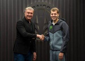 Основний захисник підписав новий контракт з Поліссям