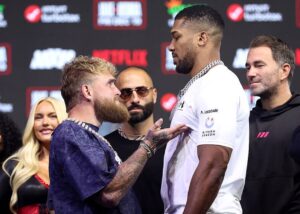 Дуель поглядів напередодні бою Джошуа й Пола