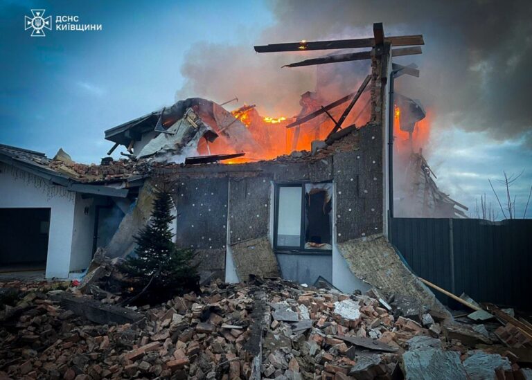 СюжетБез світла цілі області. Наслідки ворожої атаки