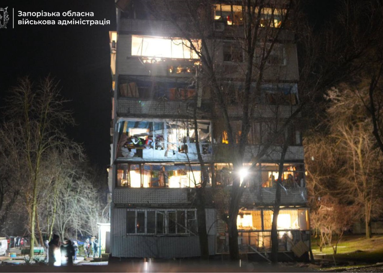 Пожежа і пошкодження: росіяни вдарили по Запоріжжю