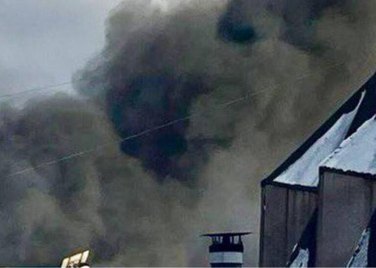 Удар по Запоріжжю: в місті спалахнули пожежі