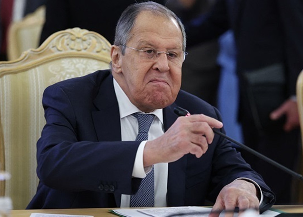 Тоталітаризм хвилюється за демократію: РФ штовхає Україну до виборів