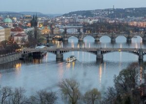 Шляхи мігрантів: чому українці не їдуть у найдешевші місця Європи