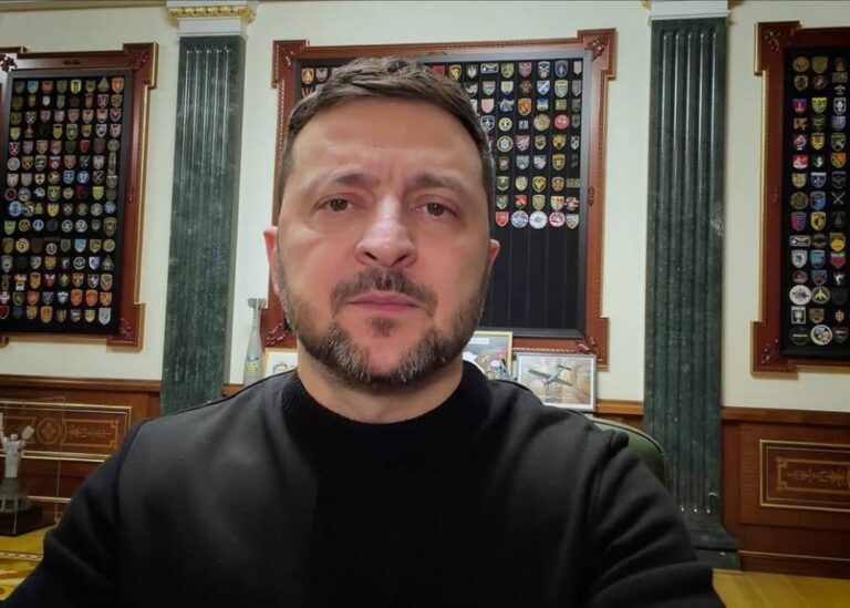 Тристоронні переговори відкладаються – Зеленський