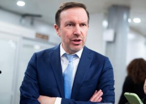 Сенатор США: Трамп втратив контроль над війною