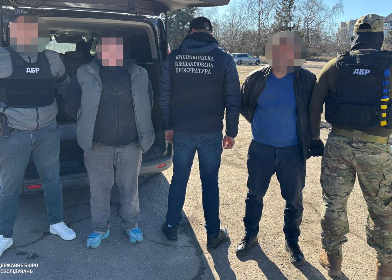 Військовий та ексдепутат продавали за $11,5 тис "непридатність" до служби