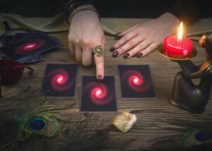 Половина росіян вірить у домовиків і ясновидців - опитування