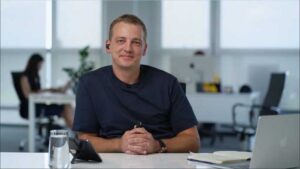 Фінкомпанії Антона Ткаченка та криптобіржа WhiteBIT Володимира Носова підозрюються у відмиванні коштів від наркоторгівлі