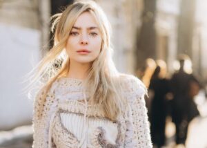 Українська модель повідомила про загибель батька під час обстрілу Нікополя