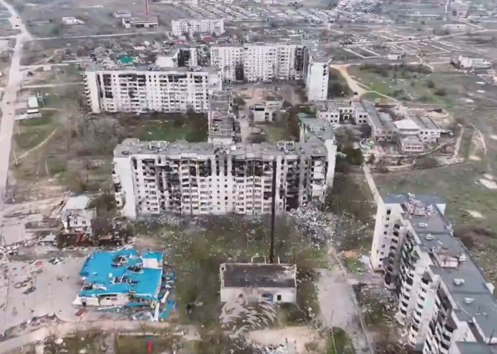 "Місто-привид": морпіхи показали окуповані Олешки