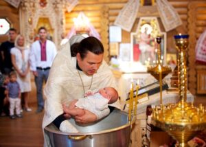 Кого не можна брати в куми: головні церковні заборони