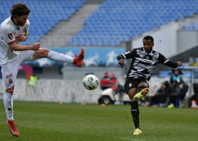 Зоря впевнено обіграла Верес