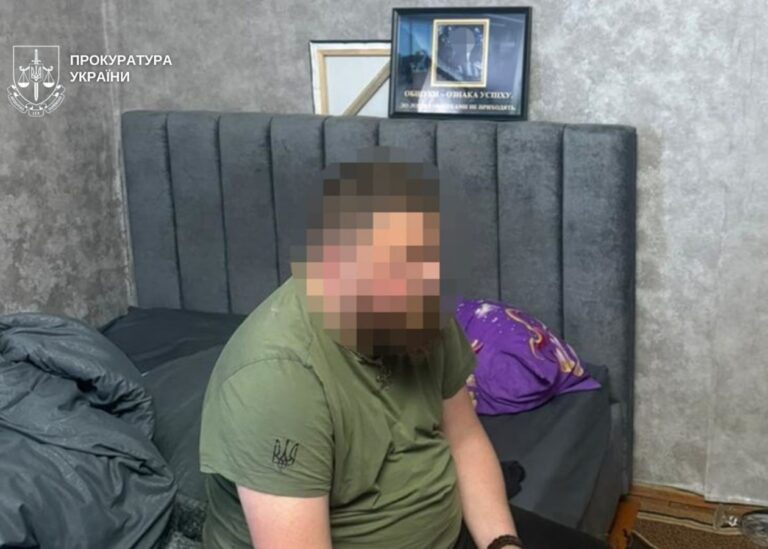 Викрито міжрегіональну шахрайську групу, яка ошукала українців на мільйони