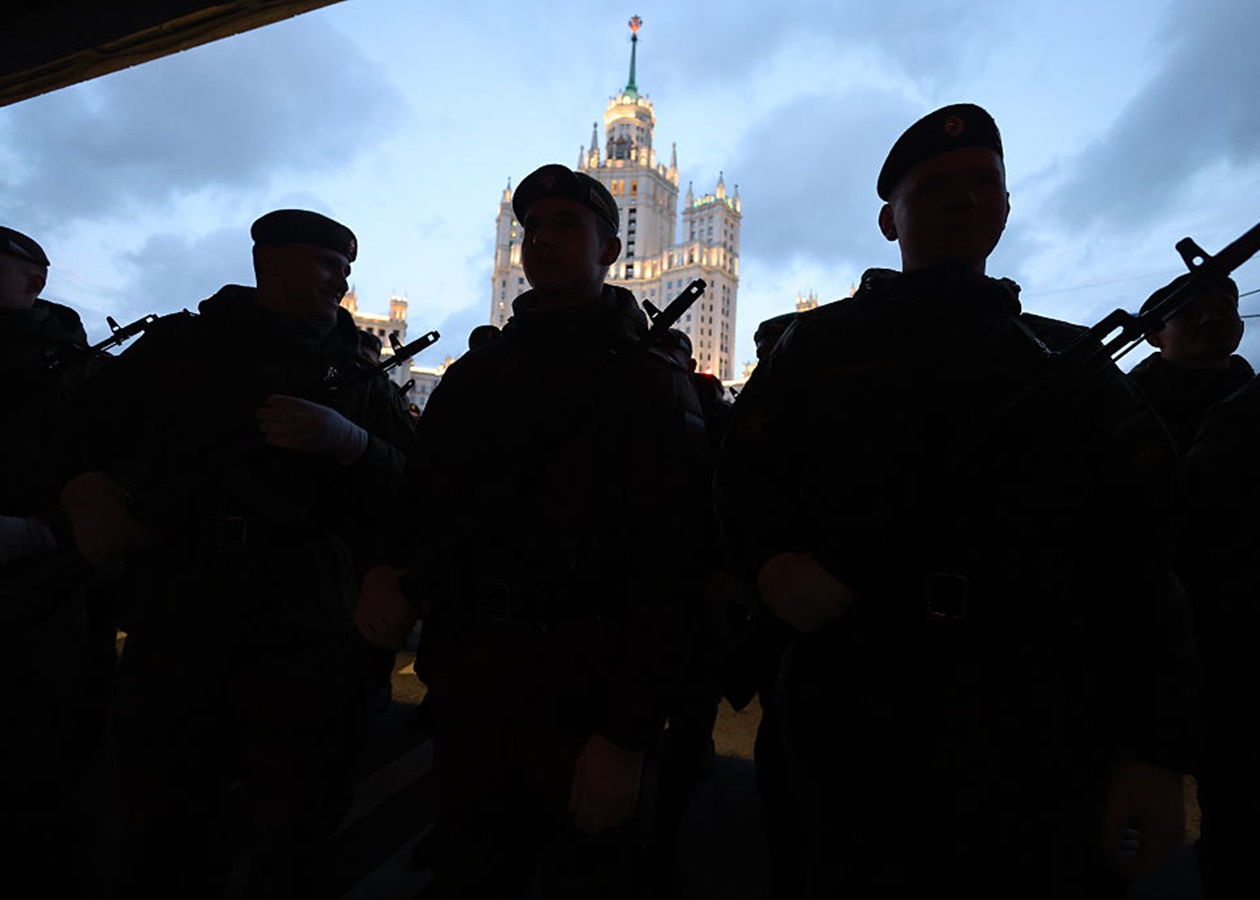 СюжетТривожний парад у Москві: що задумав Київ