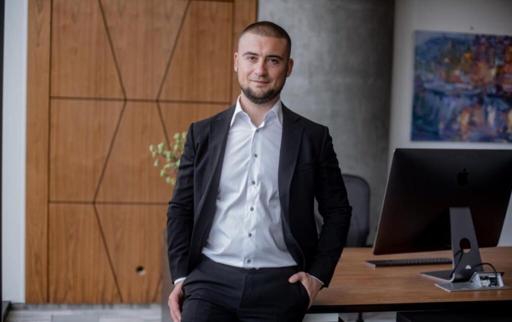 Корпоративна зачистка: як «король конвертів» Євген Пуля синхронно позбувся активів у чотирьох містах