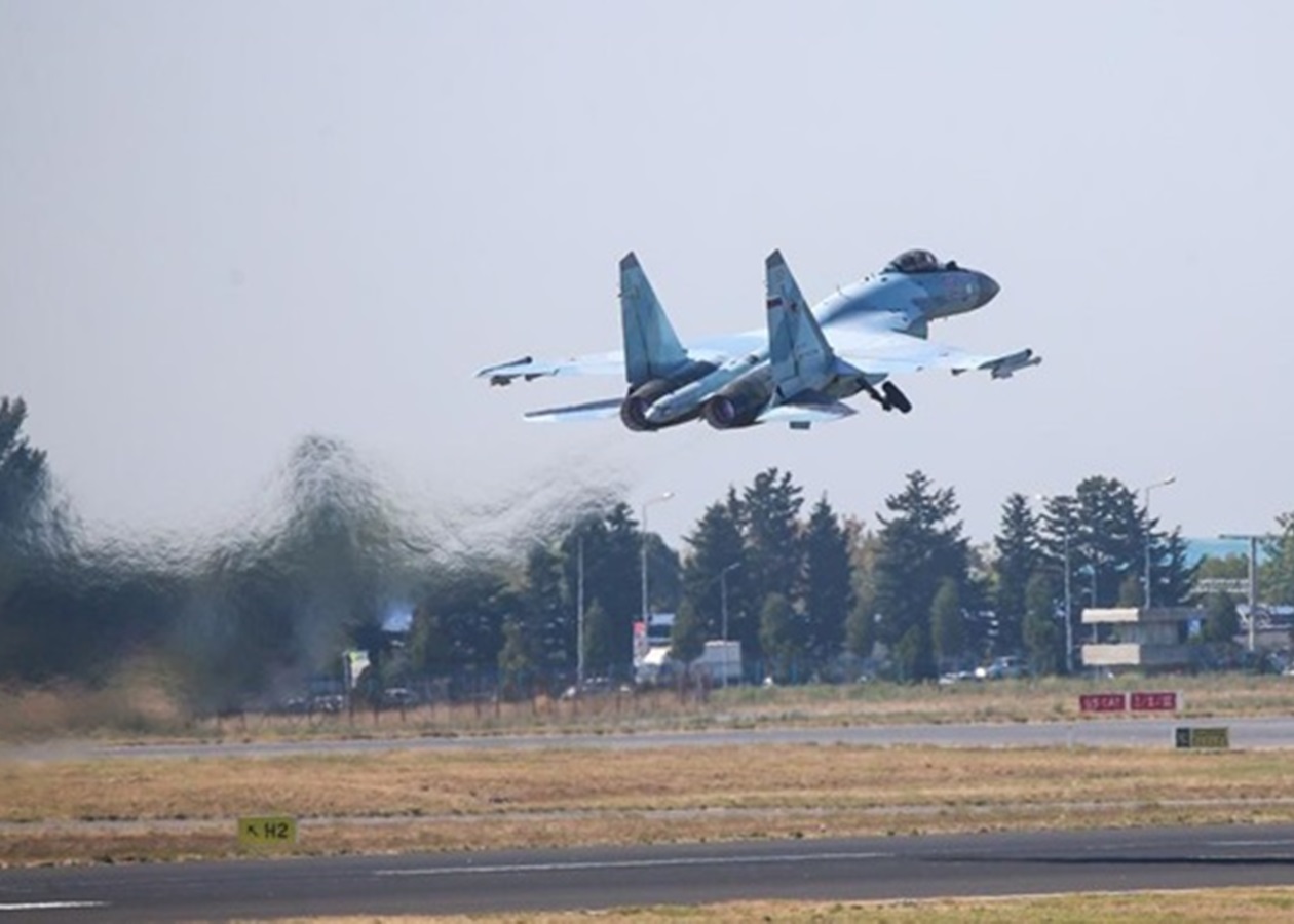 ЗСУ показали ураження російського винищувача Су-35