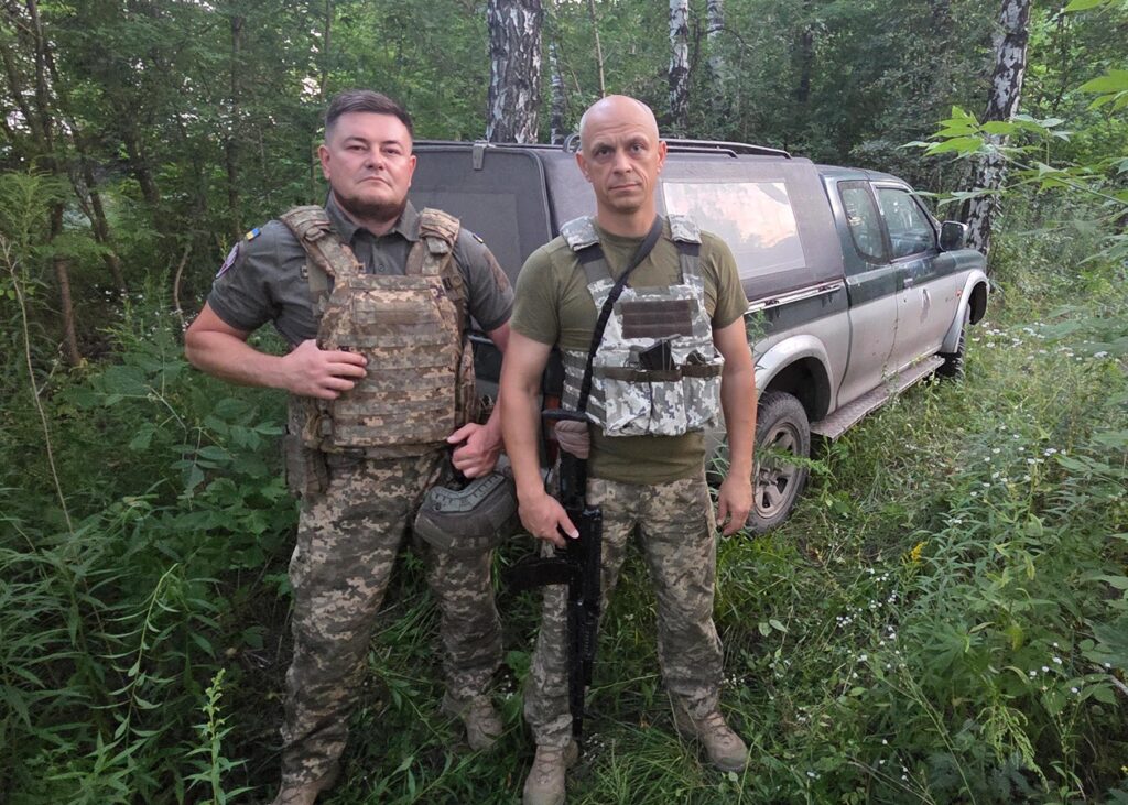 Коли мовчить зв'язок –  мовчить уся бригада. Зв'язківці просять допомоги