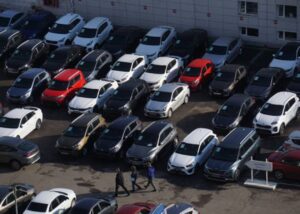 Крадуть "під замовлення": РФ стала найбільшим отримувачем авто з Канади