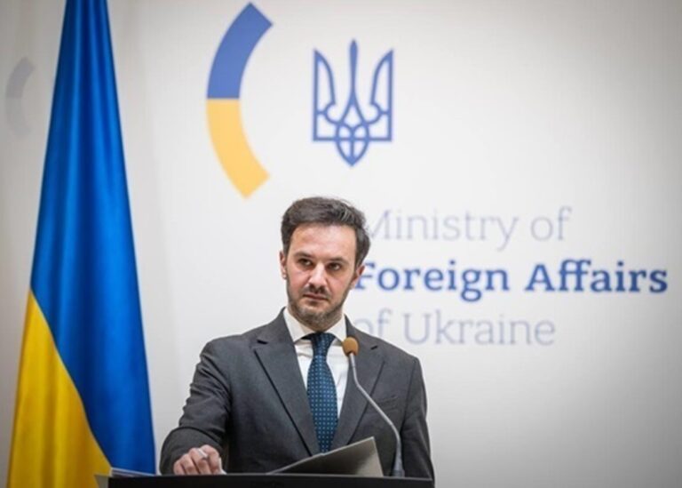 У Держдумі РФ закликали бомбити міста України: Київ відповів