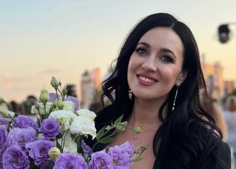 Телеведуча показала сина та ніжно звернулася до свого чоловіка