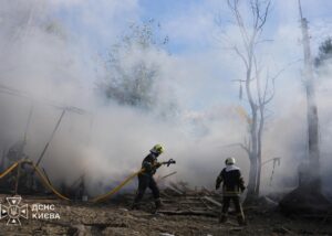 Удар по ресторану в Києві: число поранених зросло